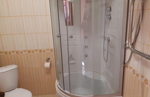 Velikiy Ustyug Hotel | Discover Hotel Айсберг: Guest Rated 8/10 Experience