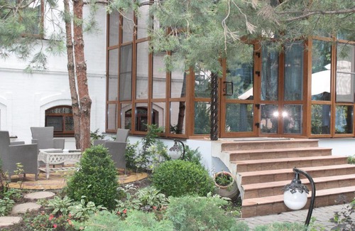 Rostov-on-Don Hotel | Discover Гостиница Атаманская: Family-Friendly Retreat