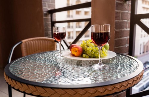 Gorki Gorod Apartment | Pet-Friendly Hotel Bonus in Krasnaya Polyana - 9/10 Rated