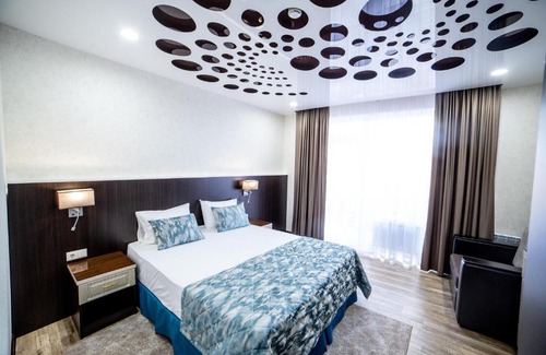 Yeysk House | Guest Rated: 9/10 at Гостевой дом Елена with Ocean View