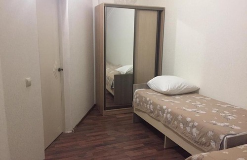 Kizlyar Hotel | Welcoming Гостиница Гранд: Breakfast Included & 8/10 Rating
