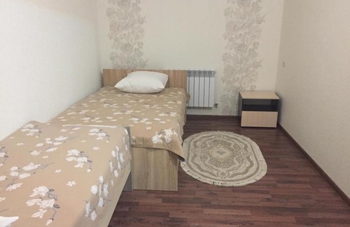 Kizlyar Hotel | Welcoming Гостиница Гранд: Breakfast Included & 8/10 Rating