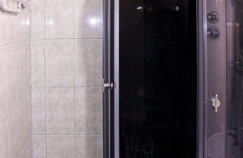 Surgut Hotel | Relax at ГОСТИНИЦА МАЯК: Family-Friendly & Pet Welcome