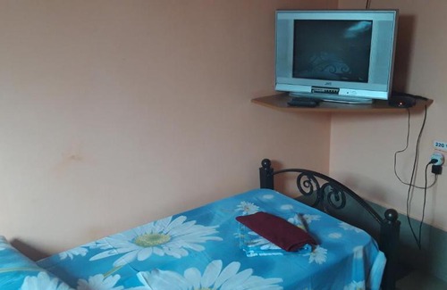 Pavlovsk Hotel | Budget-Friendly Гостиница Рай: Pet Friendly Comfort Awaits