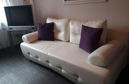 Tver Hotel | Convenient Hotel Near the New Train Station - Pet Friendly