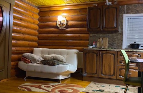 Tutayev House | Cozy Гостиничный Дом with Breakfast and Hot Tub Access