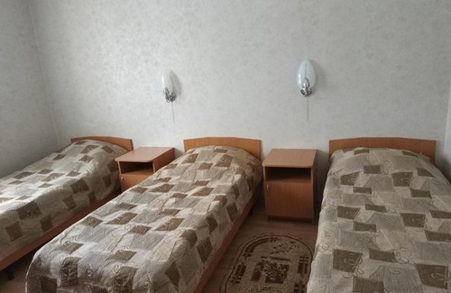 Kamenskoe Hotel | Pet-Friendly Retreat at Гостиничный комплекс "Залужье 365"