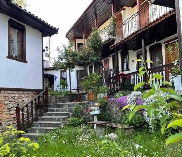 Kalofer Hotel | Welcoming Гостоприемница Георги: Family-Friendly Retreat
