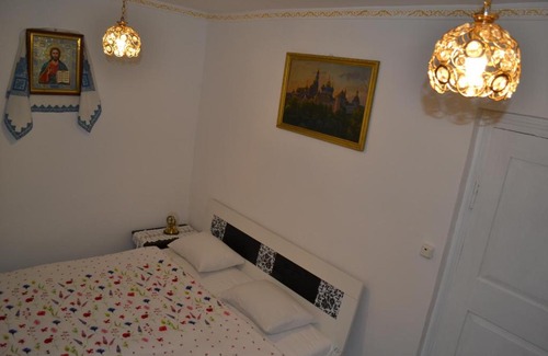 Pochaiv House | Guest House in Pochaiv: Highly Rated & Family-Friendly