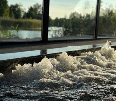 Plyashivka Hotel | Discover Колиба: Oceanfront Retreat with Spa & Pool