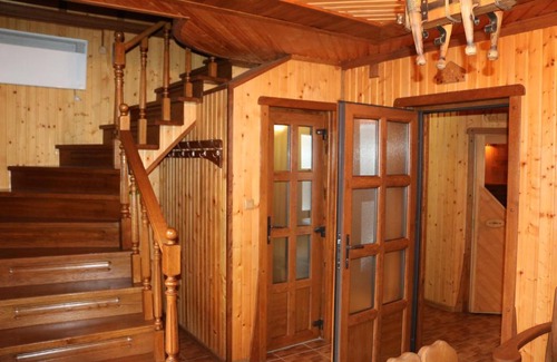 Nyzhnje Selyshche Hotel | Explore Hotel ФЕЄРІЯ: Family-Friendly with Great Dining