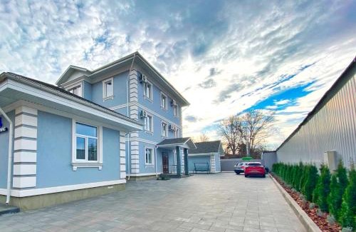 Sukhinovka House | Discover Comfort at Hotel Otelnov - Rated 9.5/10