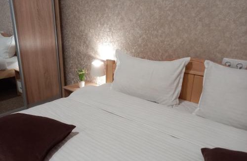 Uman Hotel | Pet-Friendly River House Hotel with Excellent 9.2/10 Rating