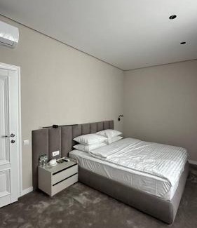 Haysyn Hotel | Discover VinoGrad Hotel: Pet-Friendly Stay with Pool & Spa