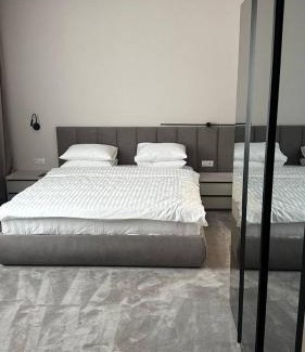 Haysyn Hotel | Discover VinoGrad Hotel: Pet-Friendly Stay with Pool & Spa
