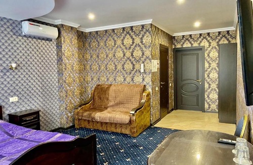 Shcherbinka Hotel | Budget-Friendly ГРАНТ Отель with Breakfast & Great Reviews