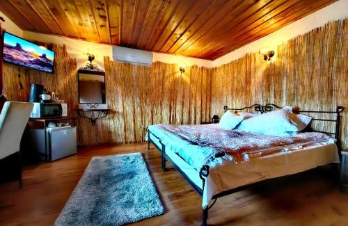 Arbanasi House | Relaxing Double Room with Private Hot Tub and Kitchen