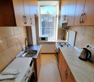 Sukhinovka Apartment | Convenient Alex Apartments Near Palazzo Meregalli - 24/7 Access