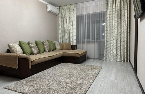 Shymkent Apartment | Child-Friendly Two-Room Apartment with Guest Rating of 9.7