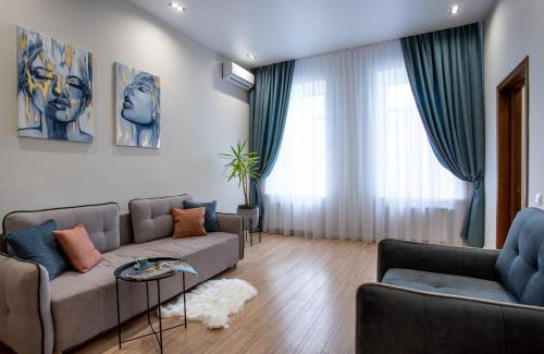 Mykolaiv Apartment | Ideal Two-Room Apartment in the City Center – Pet Friendly