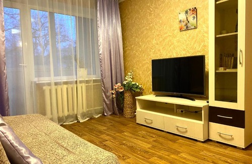Kaliningrad Apartment | Pet-Friendly Retreat at Upper Lake with Breakfast & Hot Tub