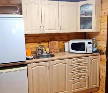 Holosiivskyj Apartment | Cozy 2-Room Wooden Cabin - Pet Friendly & Top Rated