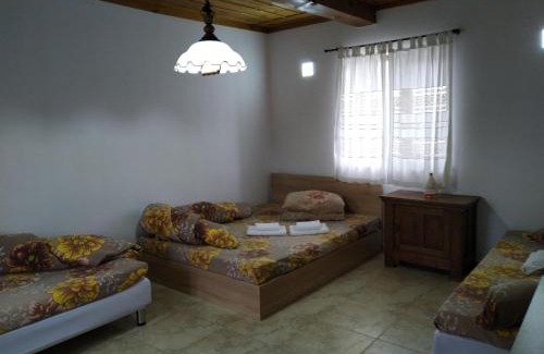 Lesichevo Villa | Unforgettable Oceanfront Stay at Didovata Kashta