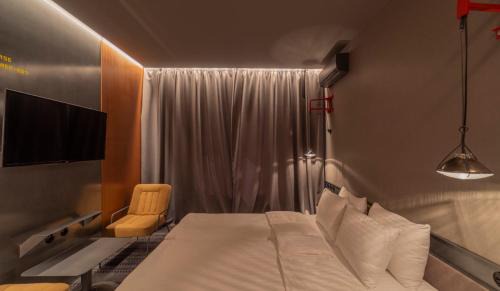 Sofiivska Borshchahivka Hotel | Stylish HOTEL ROAD: 9/10 Rating & Pet-Friendly Amenities