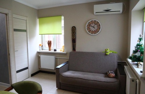 Taganrog House | Cozy Home in the City Center with Kitchen & Pet Friendly