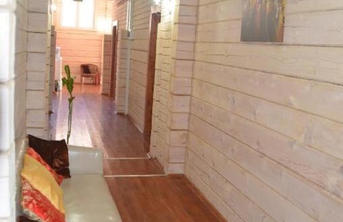 Listvyanka Hotel | Discover Дом Гавань Листвянка: Guest Rated 9/10