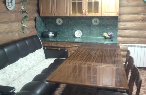Pereslavl-Zalesskiy House | Cozy Cottage with Pool and Hot Tub - Guest Rated 9/10