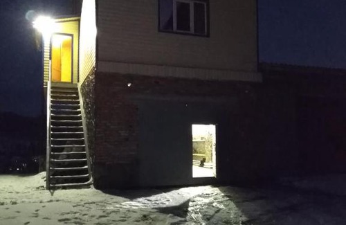 Sheregesh House | Pet-Friendly Retreat at Дом на Пирогова 16 - Rated 10/10