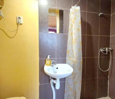 Cherkasy Apartment | Owner's Home with Park Access - Pet & Child Friendly Stay