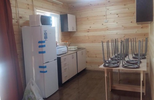 Lermontovo House | Cozy Cabin Retreat with Kitchen & Pet-Friendly Amenities