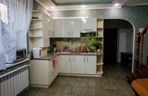 Taganrog House | Pet-Friendly Getaway at Дом с Мангалом - Rated 10/10