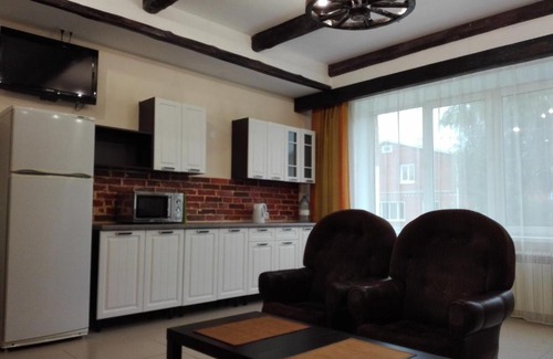 Pavlovo House | Pet-Friendly Retreat with Hot Tub & Kitchen | дом