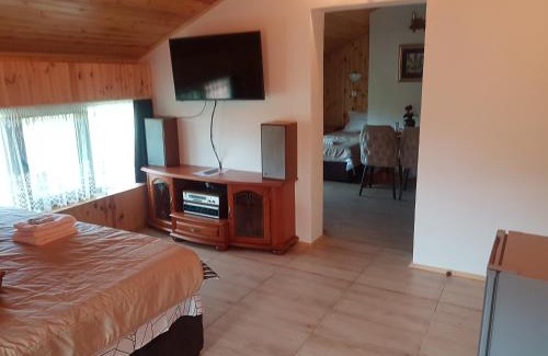 Stolat House | Discover Durgunskata Kashta: Top-Rated with Breakfast Included