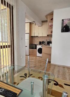 Sandanski Apartment | Explore D & V 1 Apartment: Family-Friendly Stay, Rated 9.9