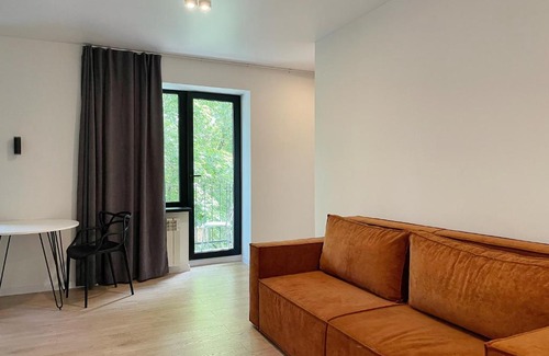 Svitlogirske Apartment | Cozy Bordo City Center Apartment - Highly Rated 9.7/10