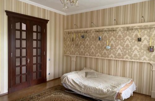 Uman Apartment | Pet & Child-Friendly Elite House in Uman for Your Stay