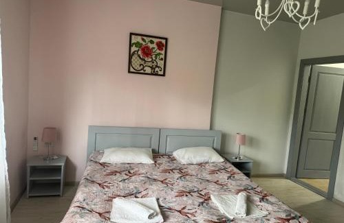 Svalyava Hotel | Elite Hotel: Guest Rated 10/10 with Pool & Pet Friendly