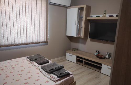 Pleven Apartment | Cozy Retreat at Нощувки Ками - Pet & Child Friendly Stay