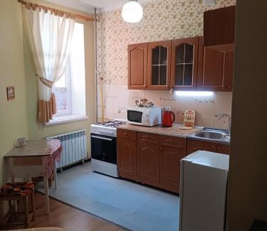 Aktau Apartment | Cozy Retreat: Pet and Child Friendly Stay Awaits You