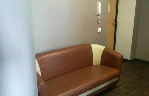 Tyumen Apartment | Guest Rated 10/10: Жд вокзал, грибоедова 13 Awaits You!