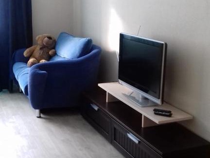 Tyumen Apartment | Guest Rated 10/10: Жд вокзал, грибоедова 13 Awaits You!