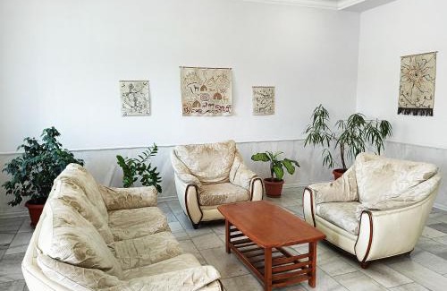 Aktau Hotel | Experience Comfort at Жеруйык Отель: Breakfast & Family-Friendly
