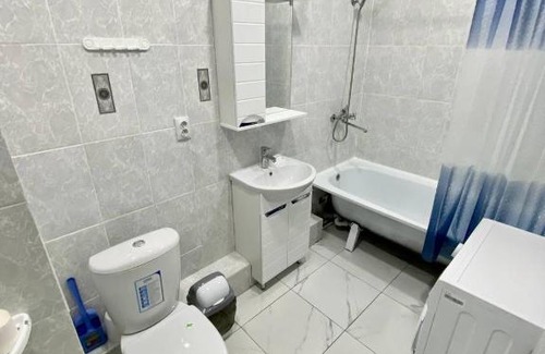 Aktobe Apartment | Discover ЖК Акжелкен: Family-Friendly Retreat with Pool