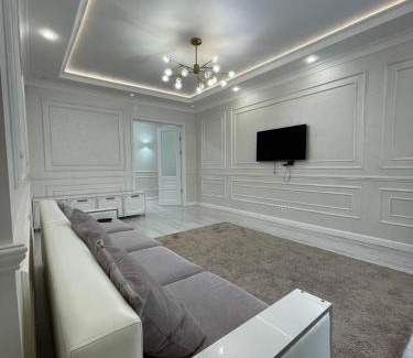 Shymkent Apartment | Guest Rated 9/10 at ЖК Тамерлан with Family-Friendly Amenities