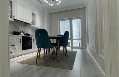 Shymkent Apartment | Guest Rated 9/10 at ЖК Тамерлан with Family-Friendly Amenities