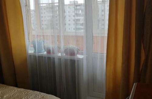 Staryy Oskol Apartment | Guest Rated: Жукова - Your Ideal Travel Retreat